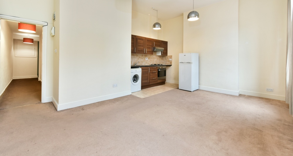 Kitchen reception space 
