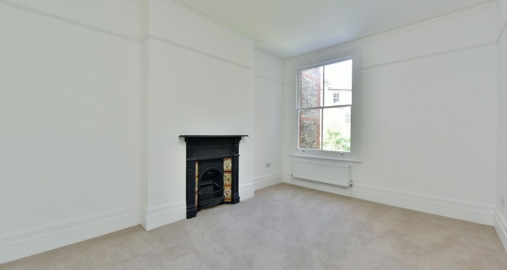 Second bedroom 